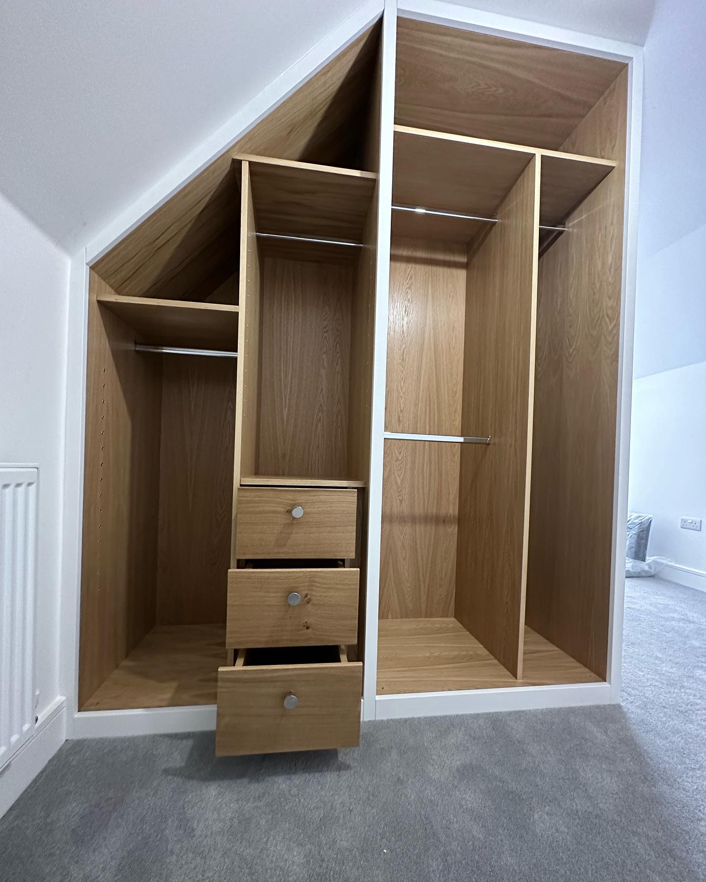 Custom Made Wardrobes | Best Wardrobe designs 2024